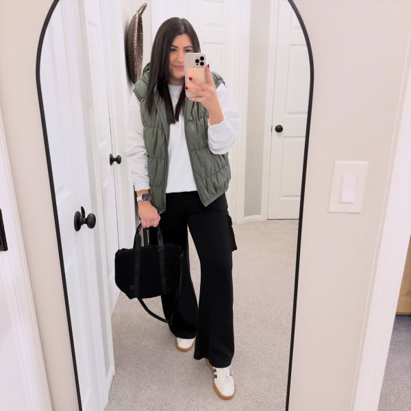 Photo from @hollylikestoshop handle, with 1 product.