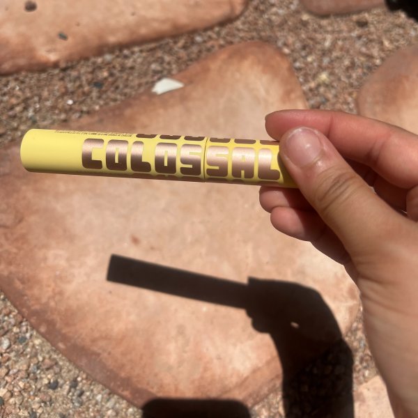 Photo from @rinaluved handle, with 1 product.