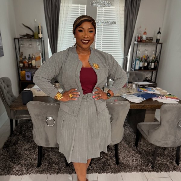 Photo from @dafabsurgeon handle, with 2 products.