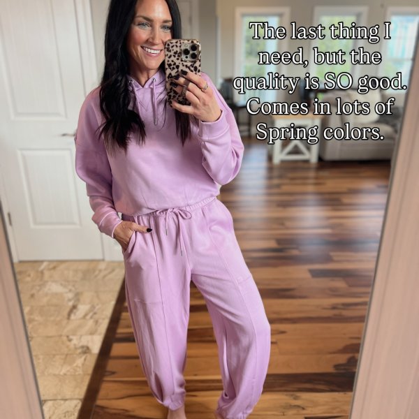 Photo from @stilettodiapers handle, with 2 products.