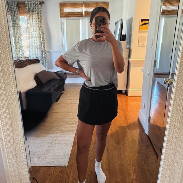 Photo from @amothercurator handle, with 1 product.