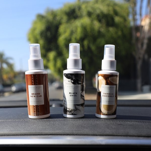 Photo from @scentworx handle, with 1 product.