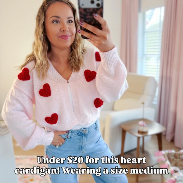 Photo from @ericawearsit_ handle, with 1 product.