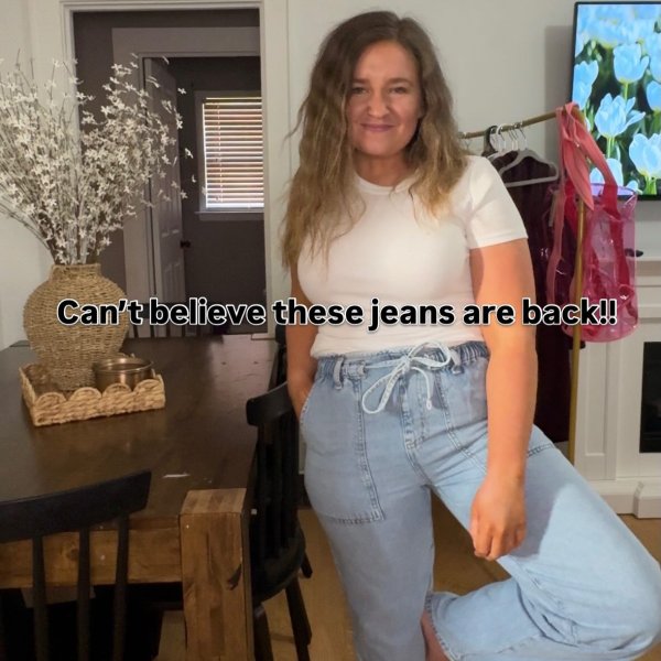 Photo from @ashlynlayne handle, with 2 products.