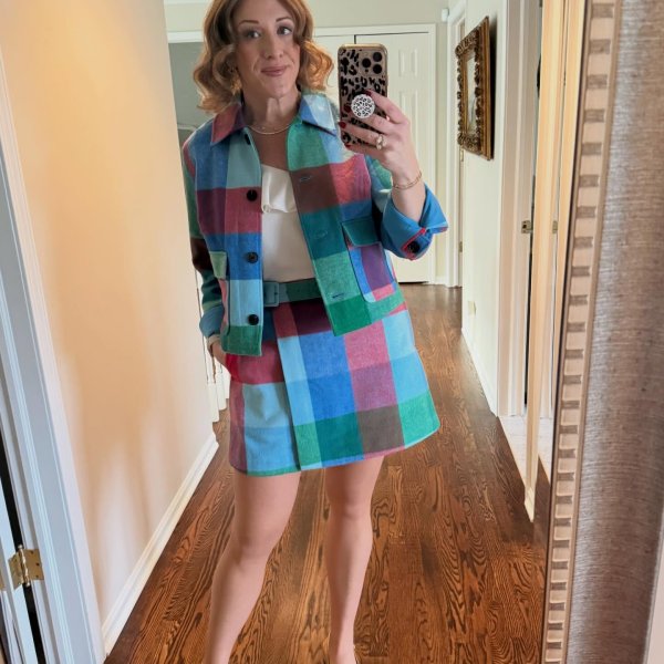 Photo from @ms_rlm handle, with 2 products.