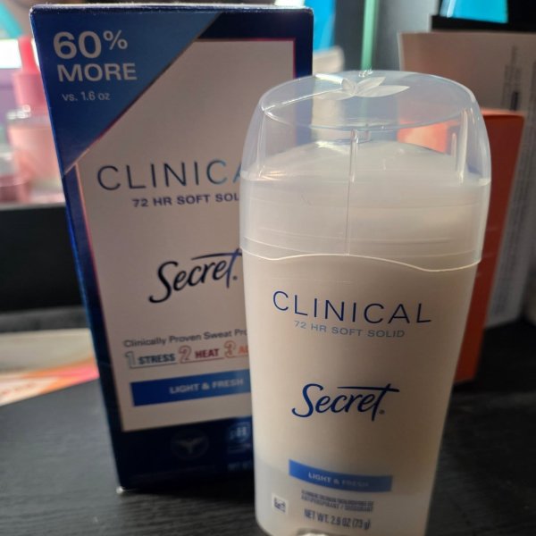 Photo from @kikistults90 handle, with 1 product.