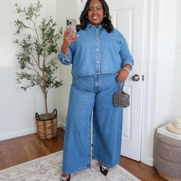 Photo from @karellebeauty handle, with 2 products.