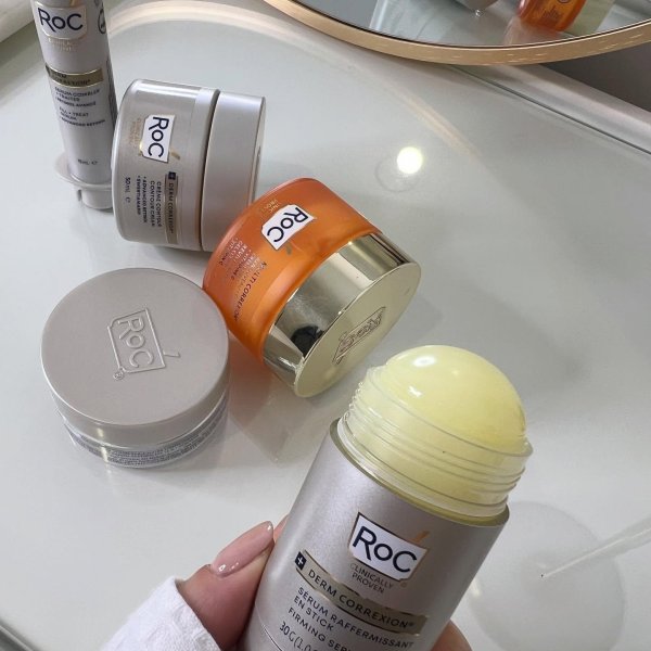 Photo from @karima_enasri_ handle, with 1 product.