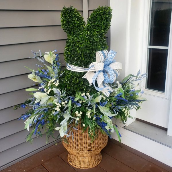 Photo from @thelofthomedecor handle, with 1 product.