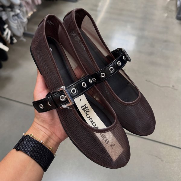 Photo from @shopthedealwithme handle, with 1 product.