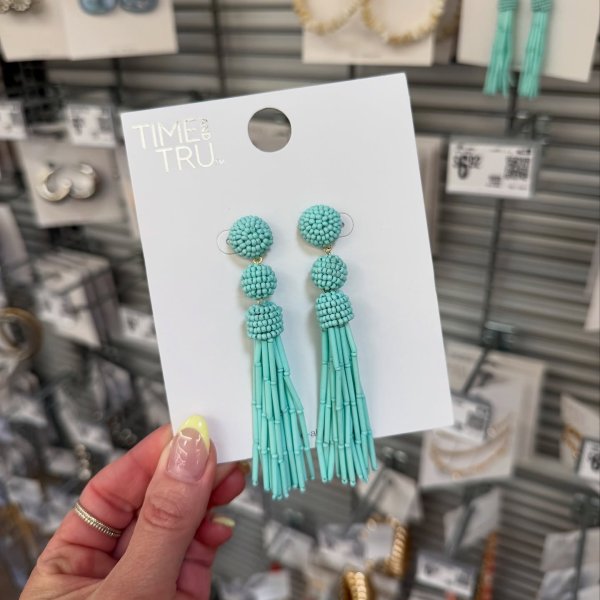 Photo from @walmartfinds handle, with 1 product.