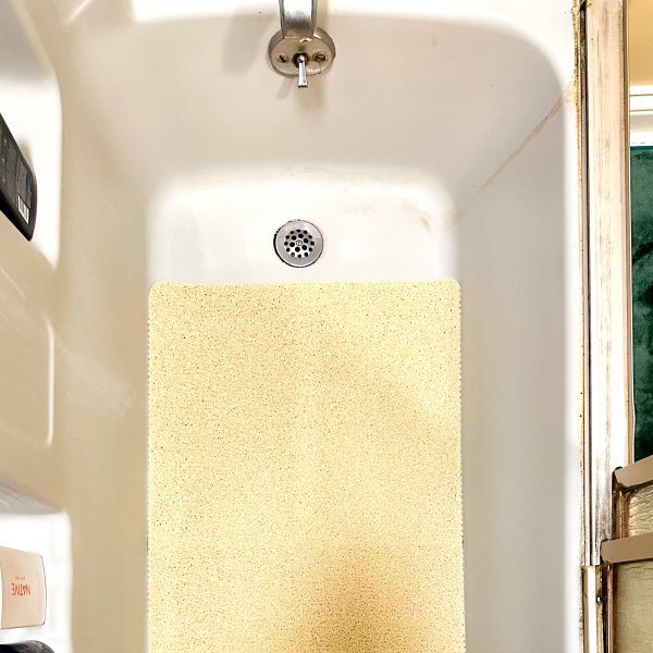 Mainstays Performance Ribbed Quick Dry Foam Bath Mat, 17" X 24", Soft