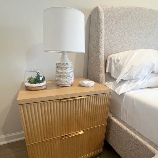 Photo from @apple_and_bee_home handle, with 3 products.