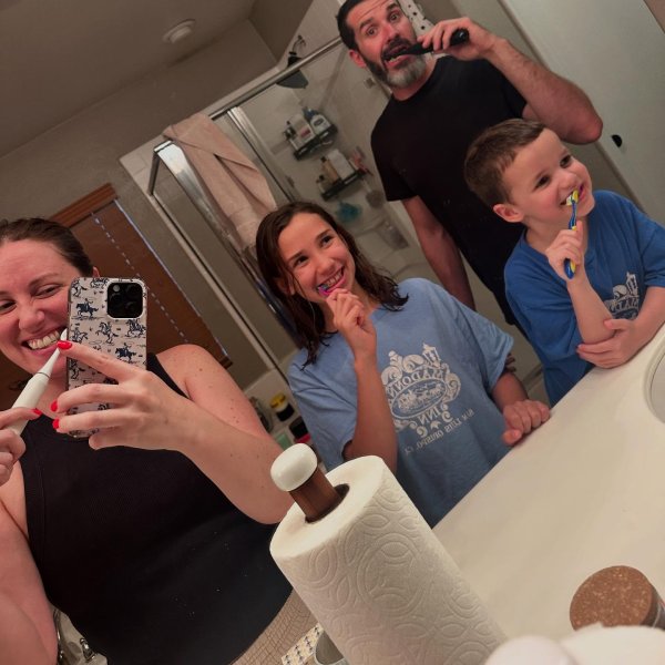 Photo from @kara_lauren_ handle, with 1 product.