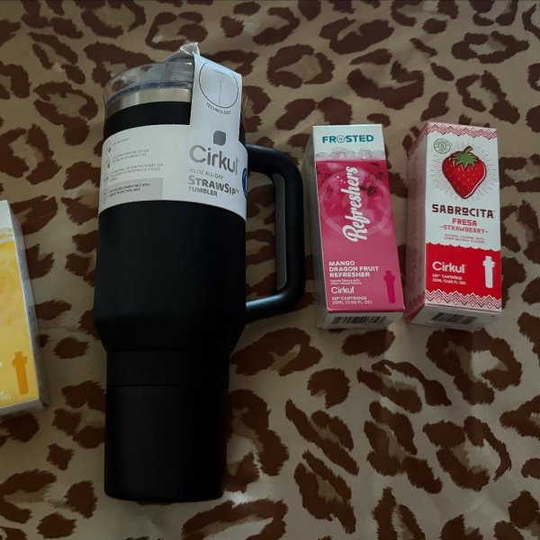 Photo from @thatbeautyjunkie handle, with 1 product.