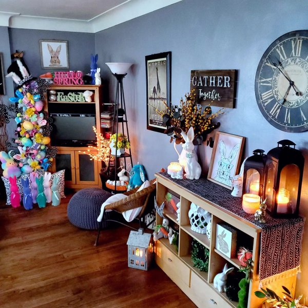 Photo from @littabits.party handle, with 3 products.