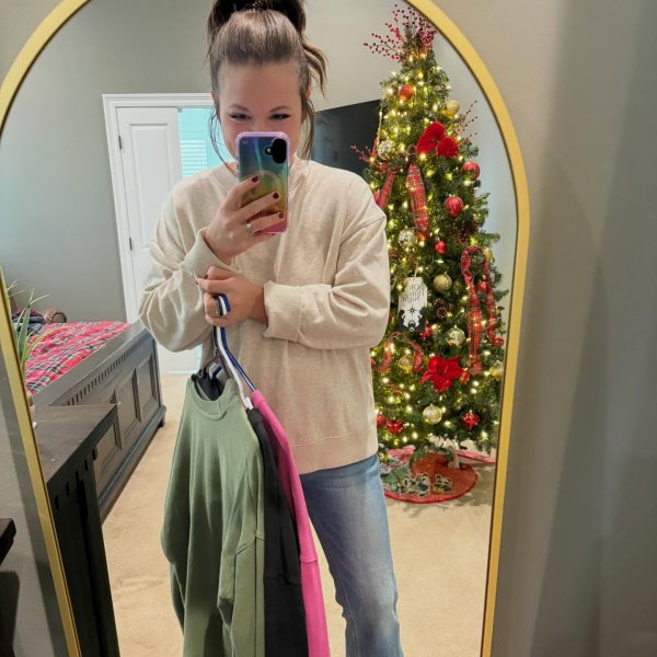 Photo from @meganscozyfinds handle, with 1 product.