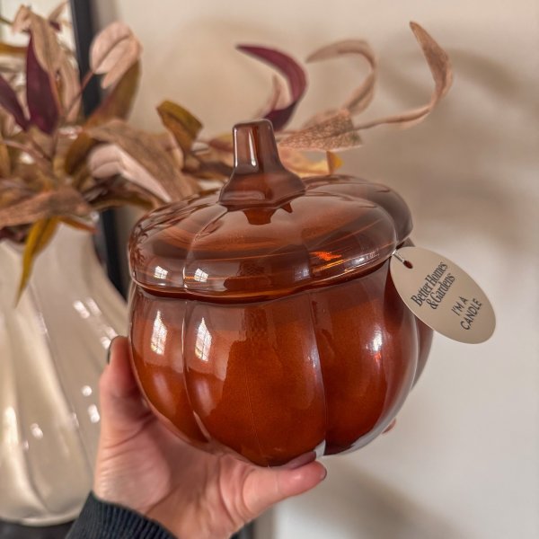 Photo from @juilloru handle, with 1 product.