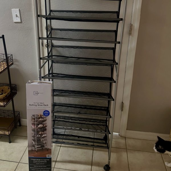 Photo from @dew_dropped_ handle, with 1 product.