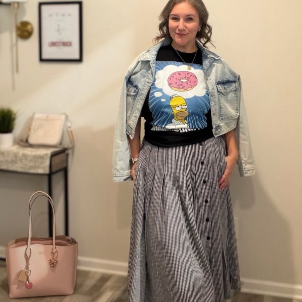 Photo from @mere_belike handle, with 1 product.