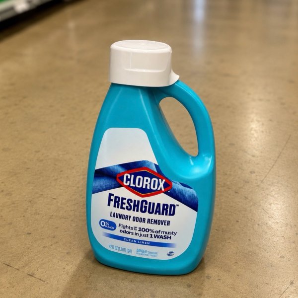 Photo from @alejandra_love555 handle, with 1 product.