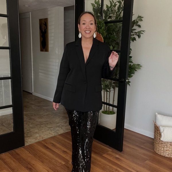 Photo from @cindy.parkfashion handle, with 1 product.