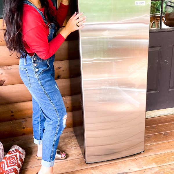 Photo from @amydavis.co handle, with 1 product.