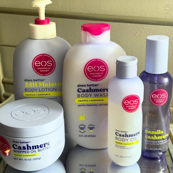 Photo from @bodycarebello handle, with 3 products.