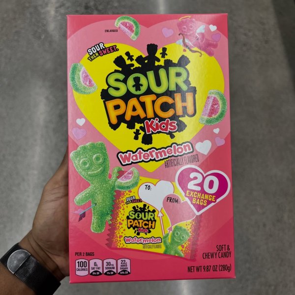 Photo from @thesnackinshack handle, with 1 product.