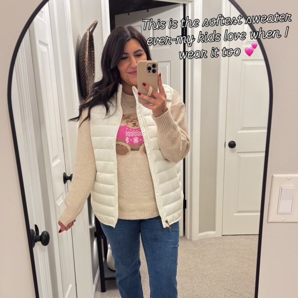 Photo from @hollylikestoshop handle, with 3 products.