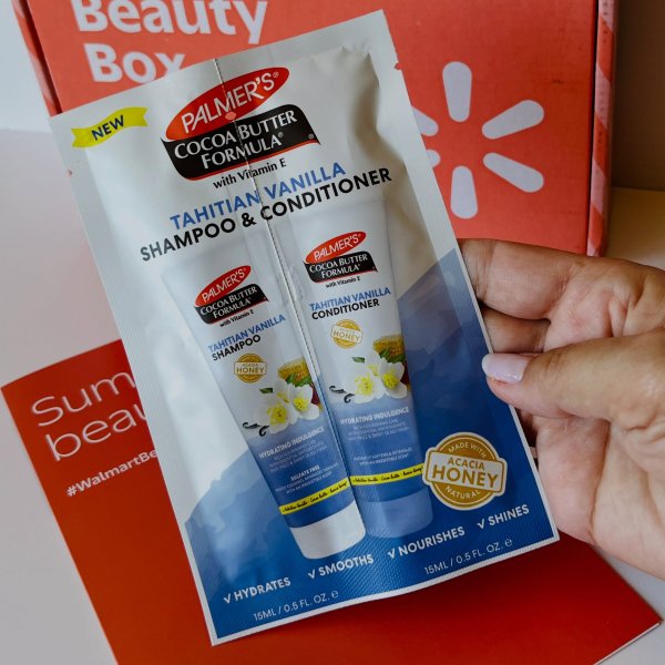 Photo from @samples4rosa handle, with 2 products.