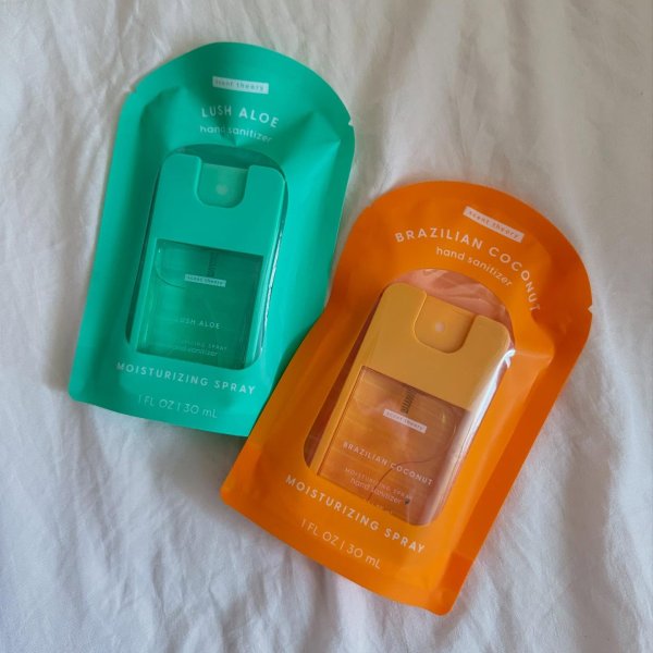 Photo from @happylilhaul handle, with 1 product.
