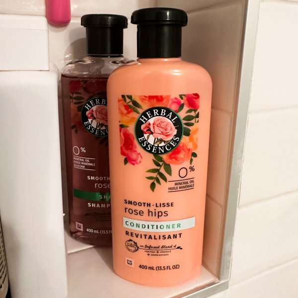 Photo from @agbbowler handle, with 1 product.