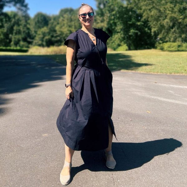 Photo from @mere_belike handle, with 1 product.