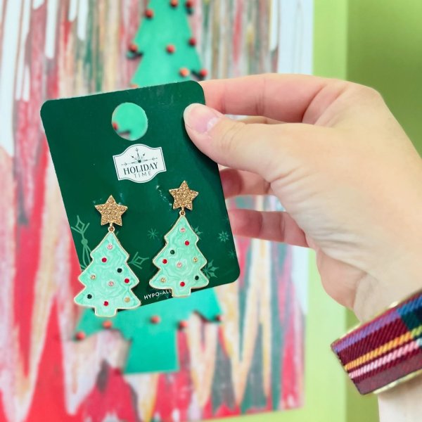 Photo from @katiemayerboutique handle, with 1 product.