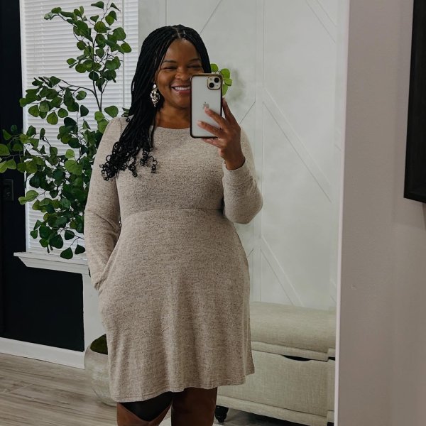 Photo from @blissfullifestyleboutique handle, with 1 product.