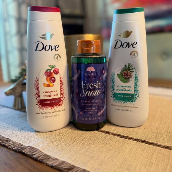 Photo from @the_scented_space handle, with 2 products.