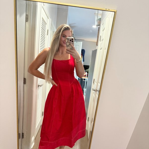 Photo from @autumncollette_ handle, with 1 product.