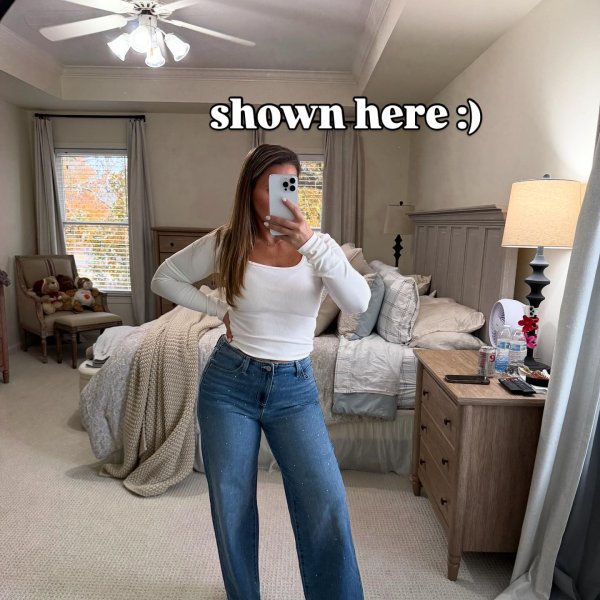 Photo from @byaneverydaymom handle, with 2 products.