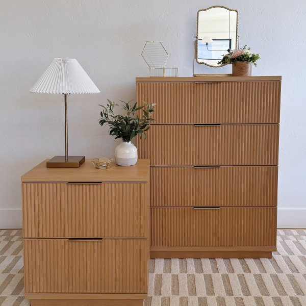 Photo from @alexisnicolehome handle, with 2 products.