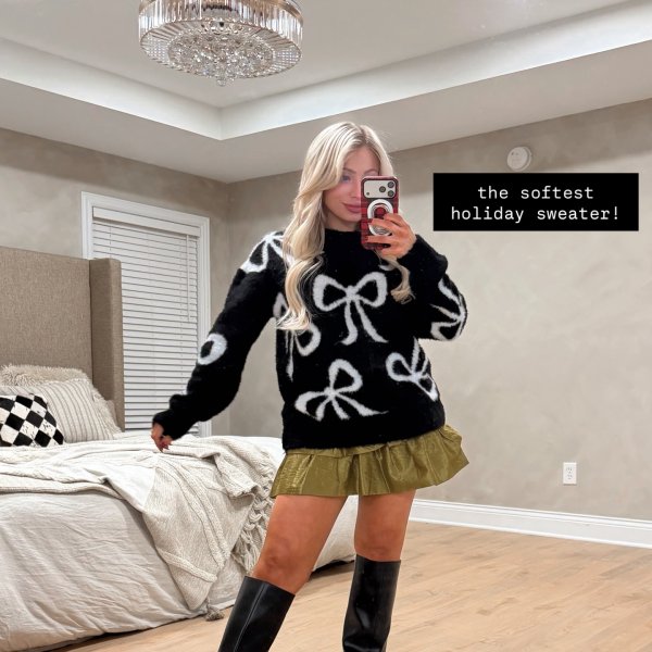 Photo from @ally.hovious handle, with 3 products.