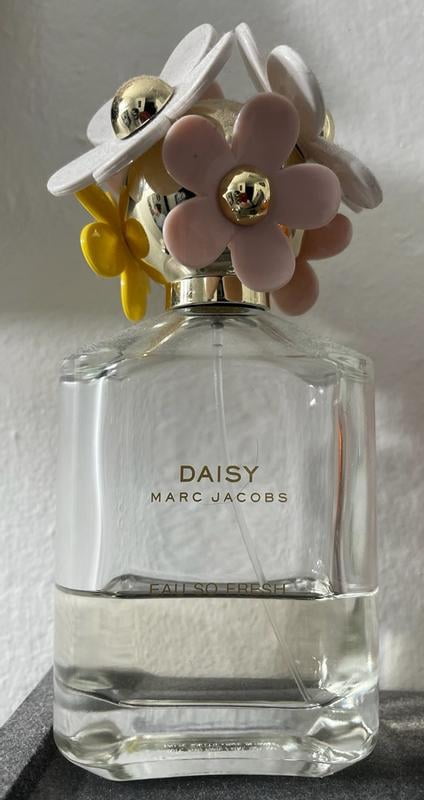 Marc Jacobs Daisy Eau So Fresh Eau De Toilette Spray for Women 2.5