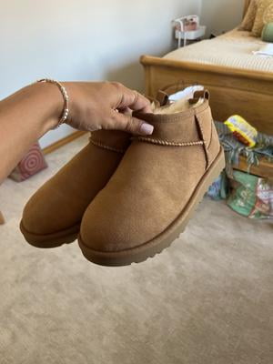 UGG, Classic Mini II Boot, Size 8, Suede Chestnut Womens Shoes