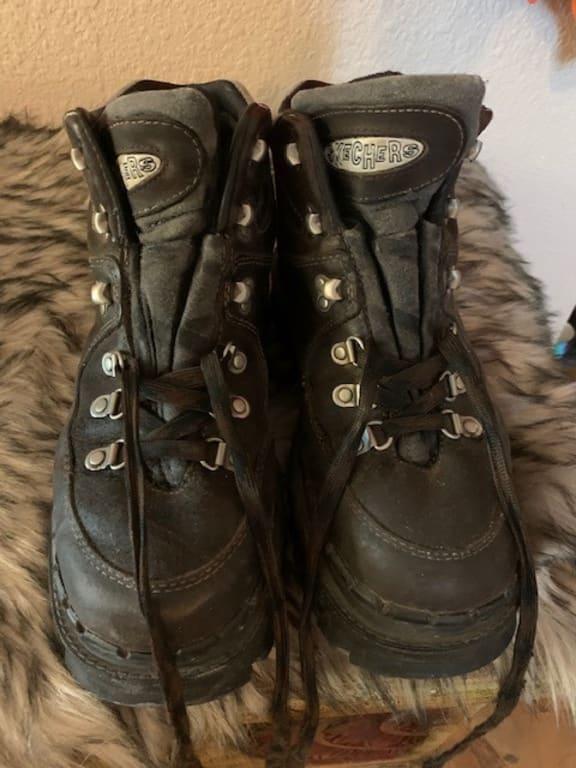skechers shindigs renegade heart