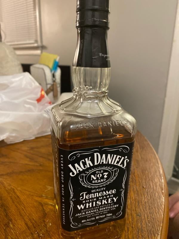 Jack Daniel's, Tennessee Whiskey, 1 L Bottle, Old No. 7 40% ABV