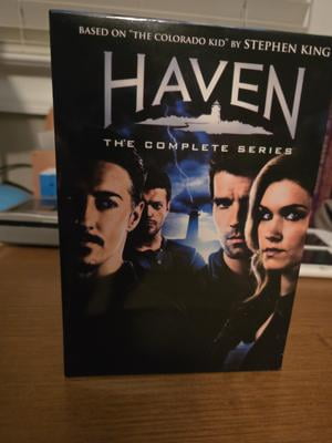 Haven: The Complete TV Series Box Set, Seasons 1-5 (DVD), Momentum