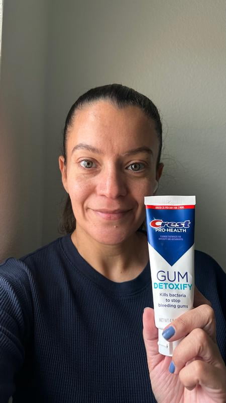 Crest, Toothpaste, 4.8 oz, Gum Detoxify Deep Clean - Walmart.com