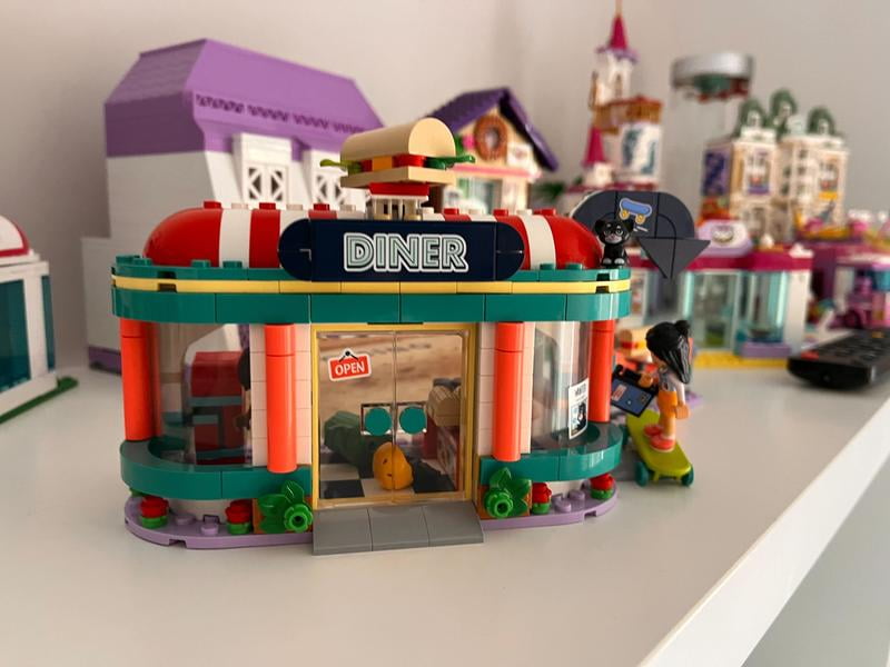 LEGO Friends Heartlake Downtown Diner 41728 Building Toy with Mini