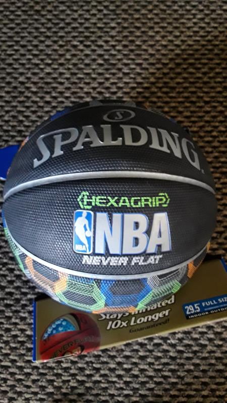 spalding hexagrip
