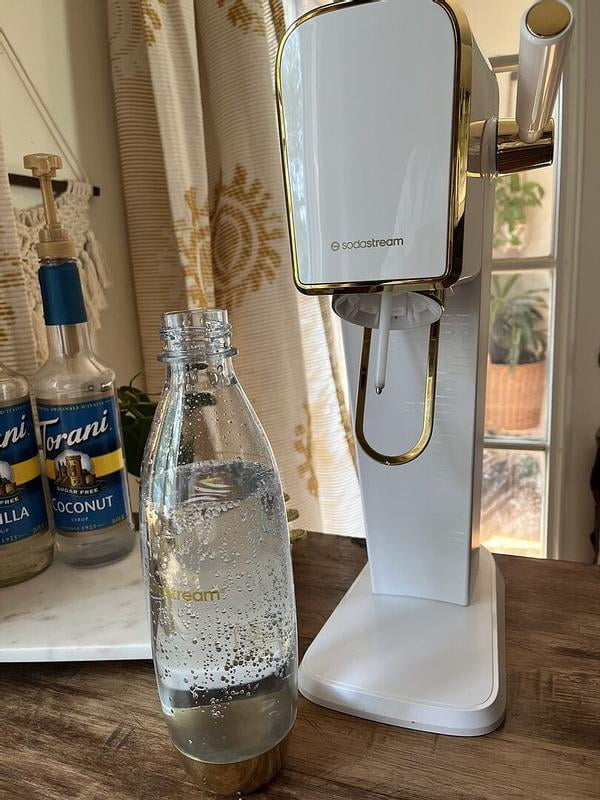 SodaStream ART GOLD 本体 SodaStream Art Gold Soda Maker with Additional Cylinder and